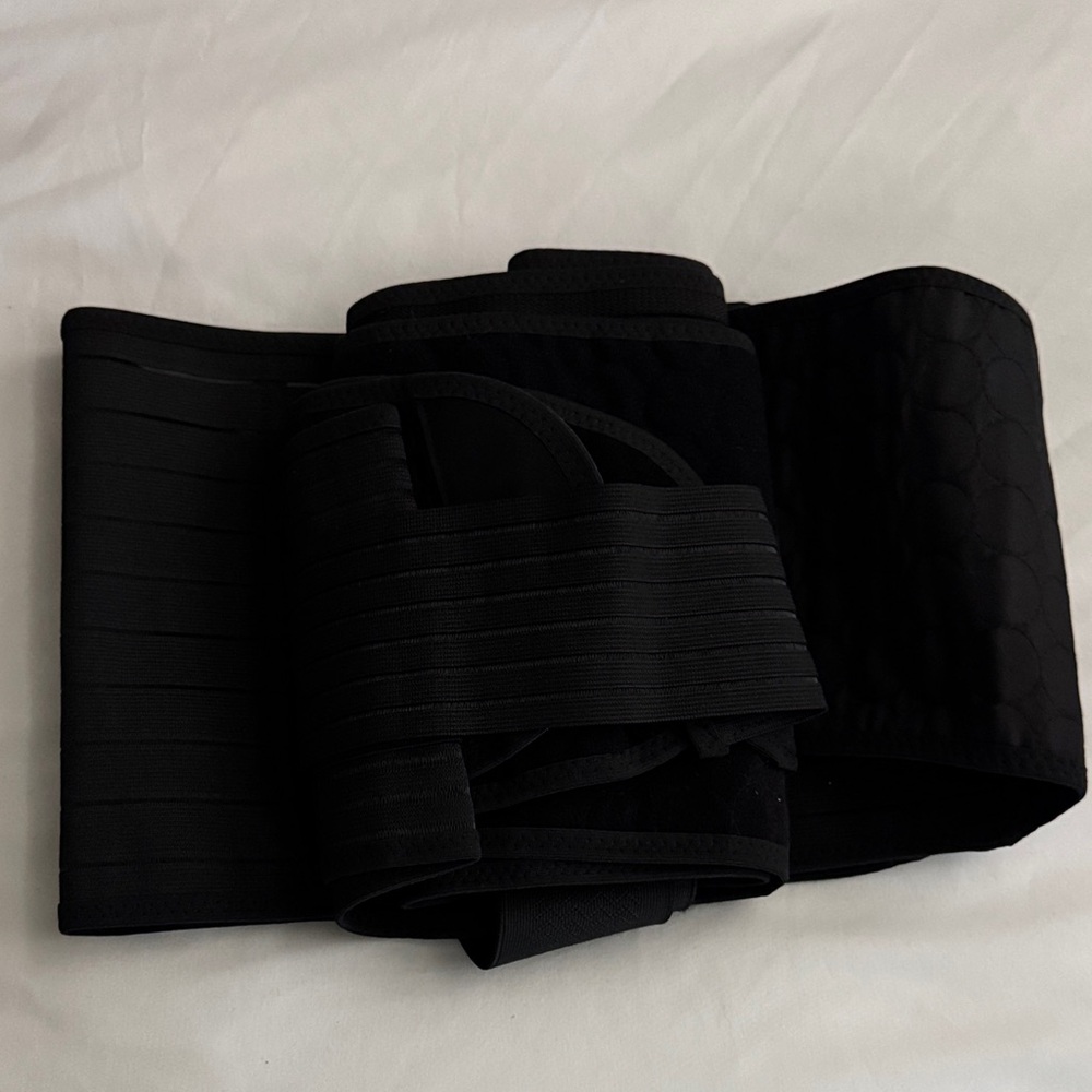Postpartum belly band